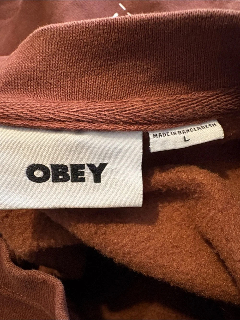 OBEY UO Exclusive Large Crew Neck Sweatshirt Rust Crewneck with White Graphic